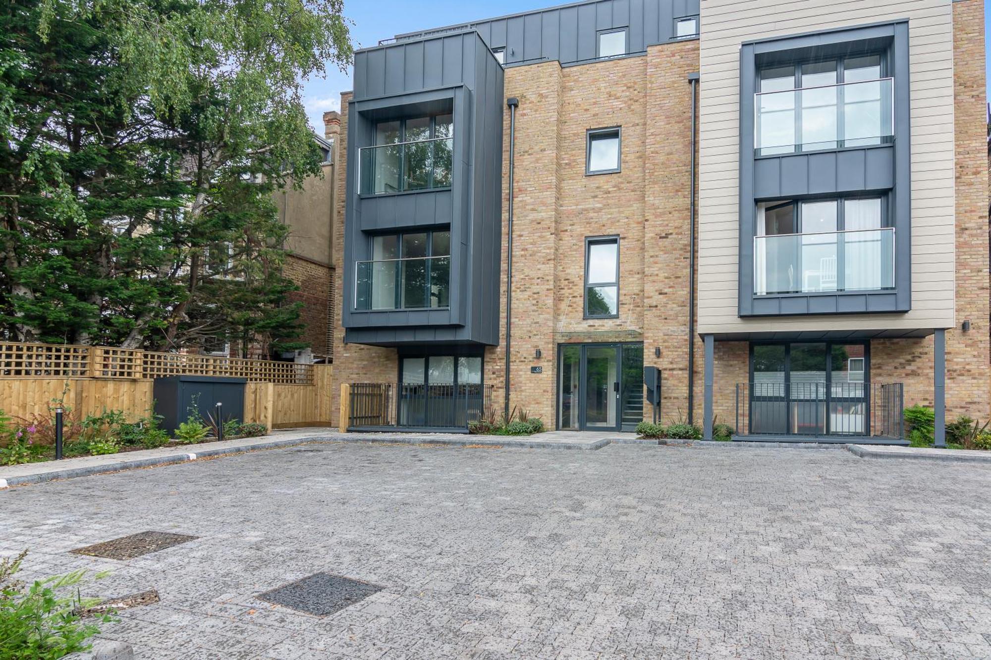 Spacious, 3 Bedroom, 2 Bathroom, Surbiton エクステリア 写真